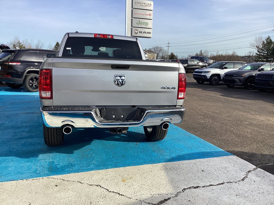 2024 Ram 1500 Classic TRADESMAN