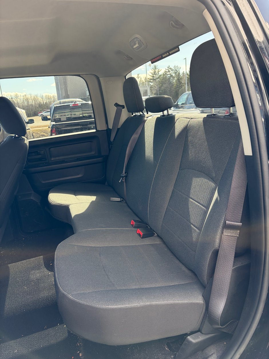 2024 Ram 1500 CLASSIC TRADESMAN CLASSIC TRIM!