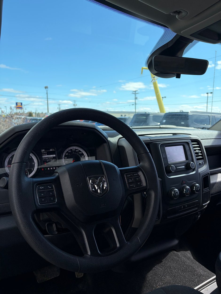 2024 Ram 1500 CLASSIC TRADESMAN CLASSIC TRIM!
