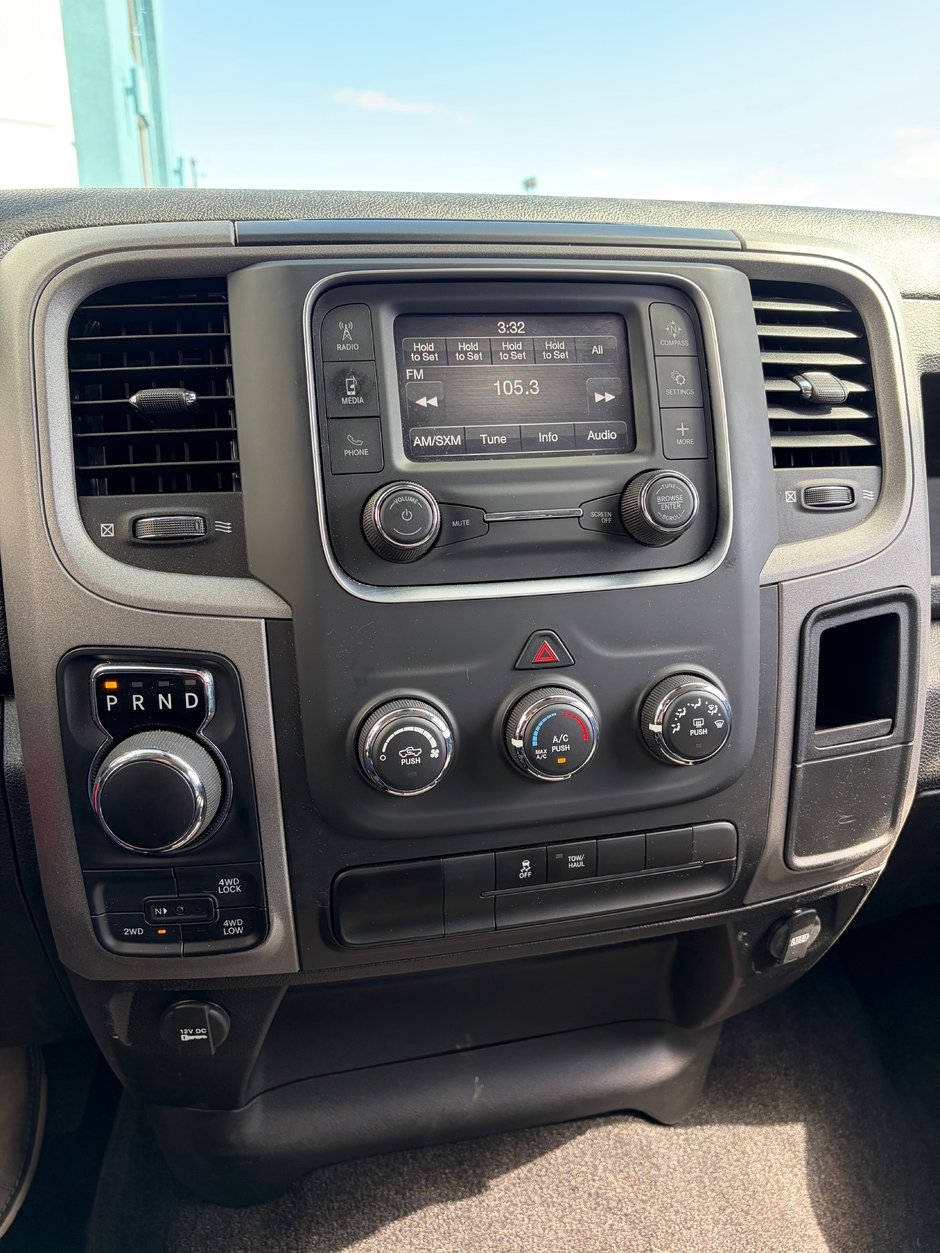 2024 Ram 1500 CLASSIC TRADESMAN CLASSIC TRIM!