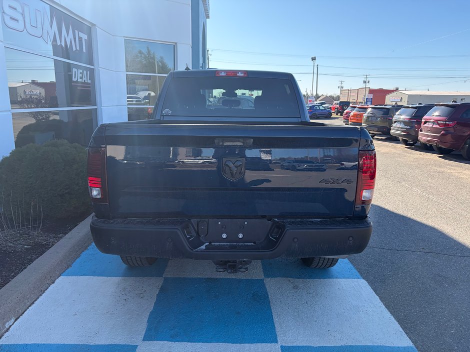 2024 Ram 1500 CLASSIC WARLOCK V6 WARLOCK!