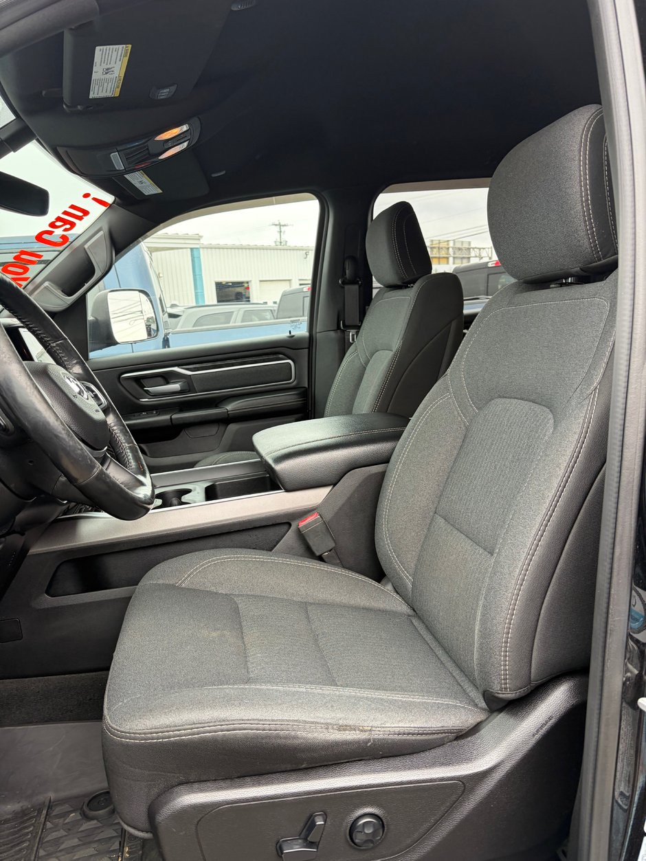 2019 Ram 1500 BIG HORN BIG HORN NIGHT EDITION! NEW TIRES AND BRAKES!