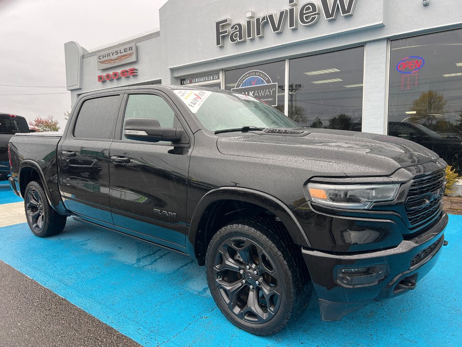 2020 Ram 1500 Limited With split tailgate option