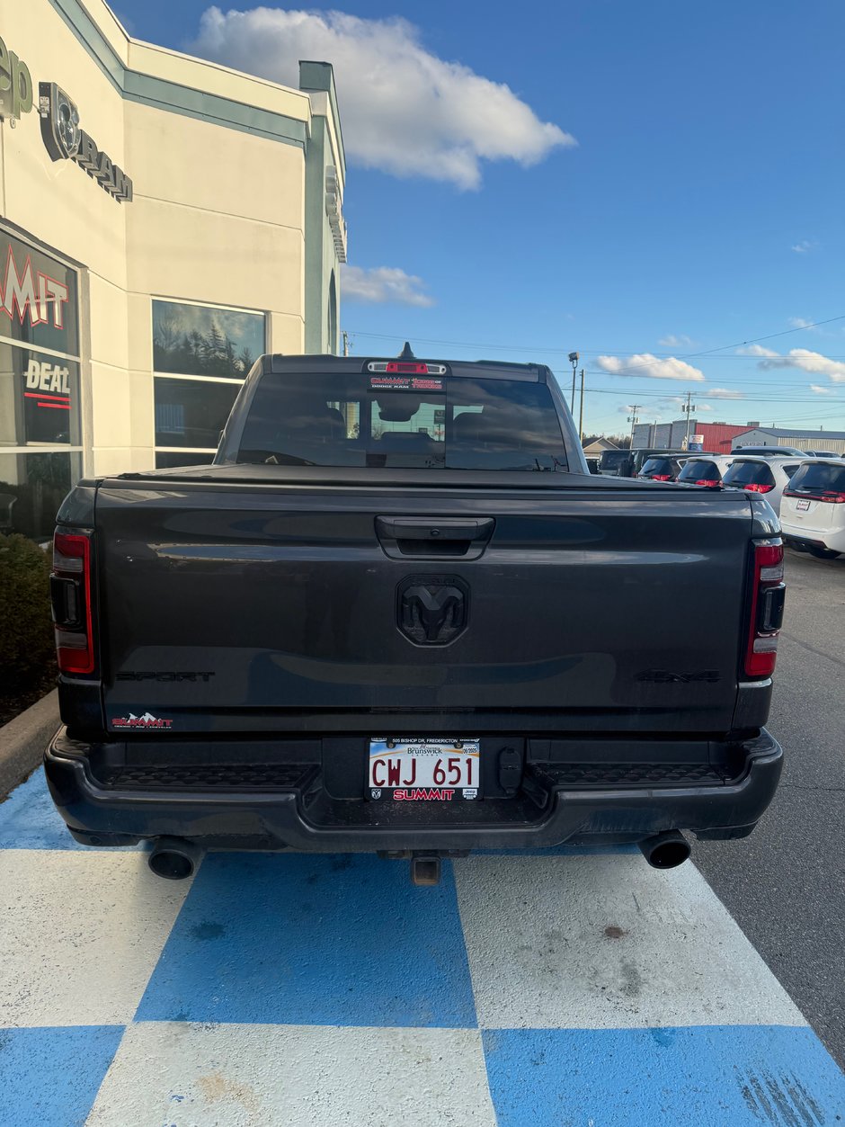 2021 Ram 1500 SPORT