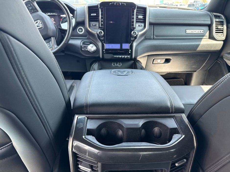 2022 Ram 1500 Sport New tires 12 inch screen, heated seat, seats, heated string, etc.