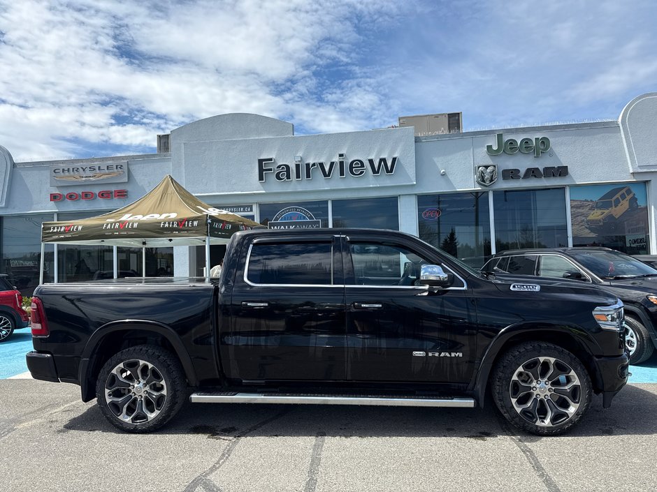 2022 Ram 1500 Limited Longhorn Fully loaded hard Tonnele cover, upgraded tires, cool seating heated seating 12 inch screen, etc.