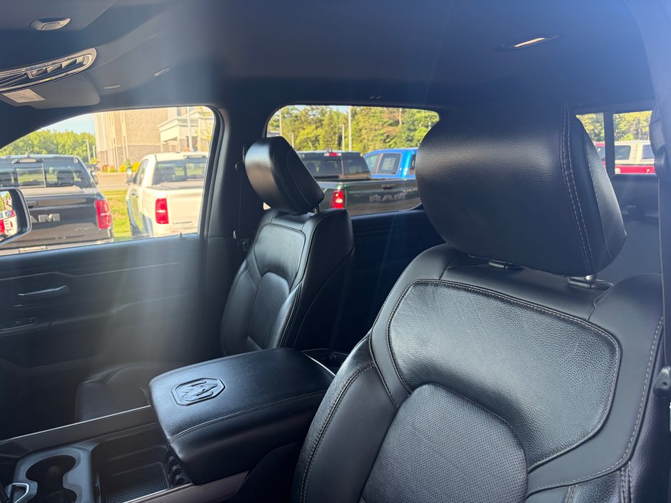 2022 Ram 1500 SPORT
