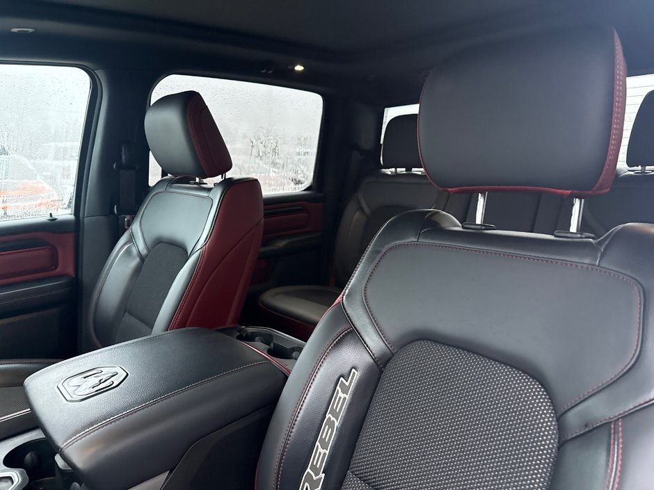 2023 Ram 1500 Rebel Fully loaded, dual panoramic roof heated cooled, seating upgraded audio system!!!!