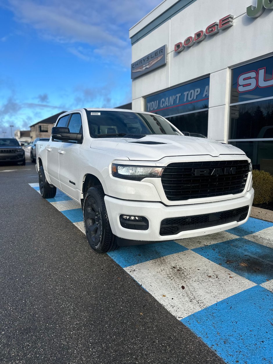 2025 Ram 1500 SPORT