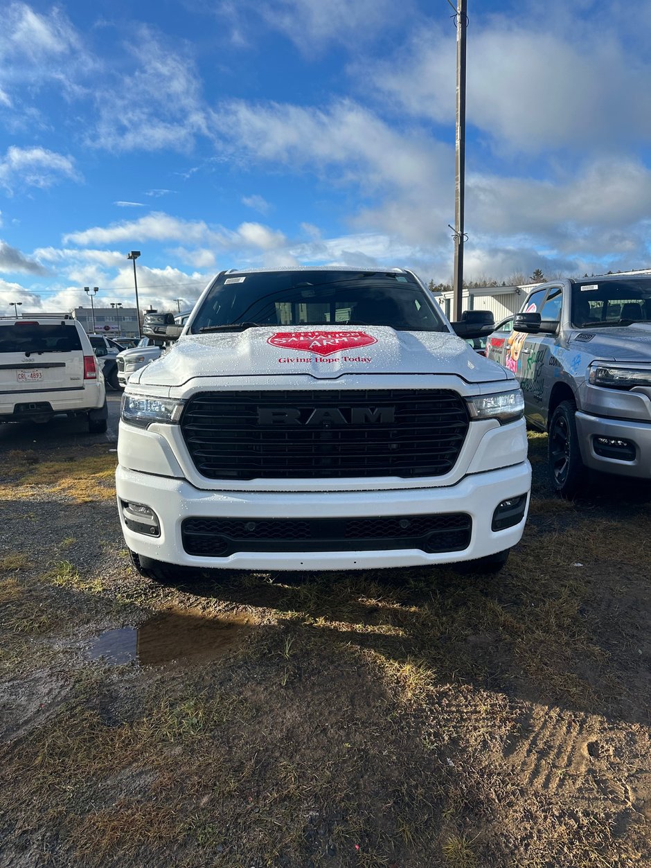 2025 Ram 1500 SPORT