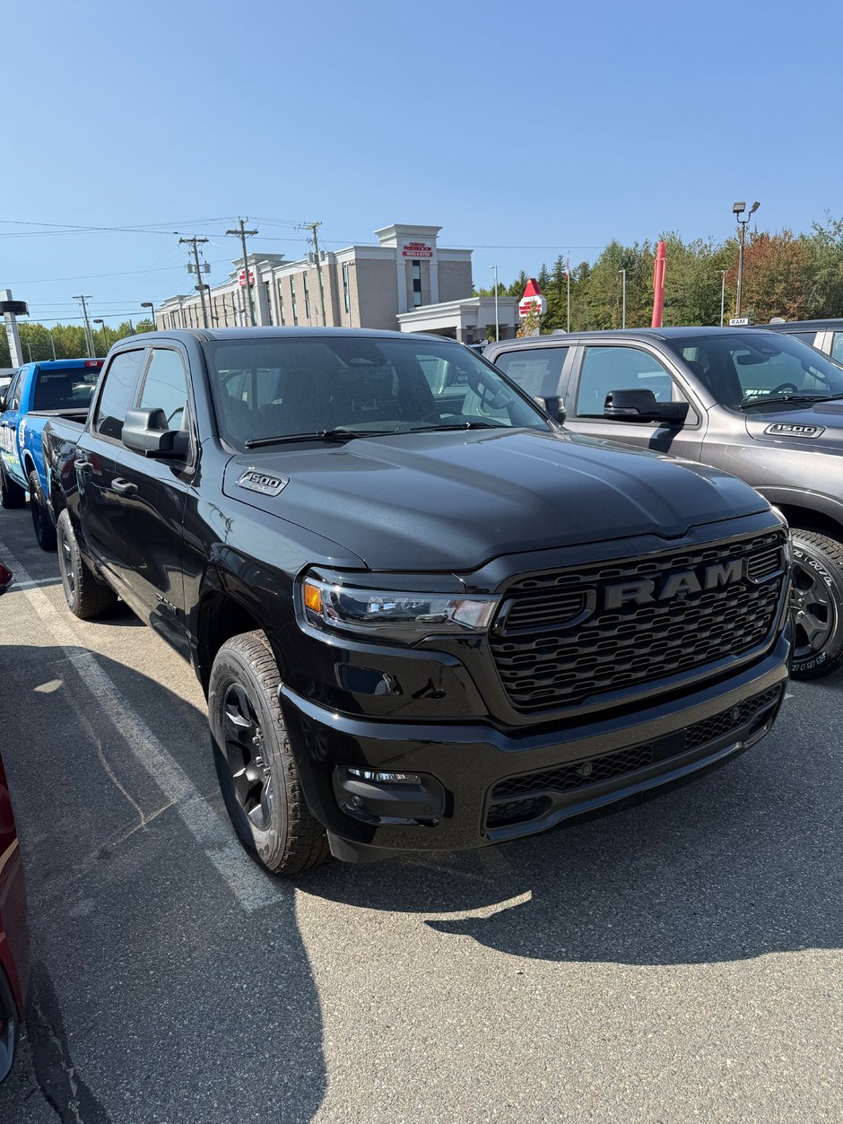 2025 Ram 1500 TRADESMAN
