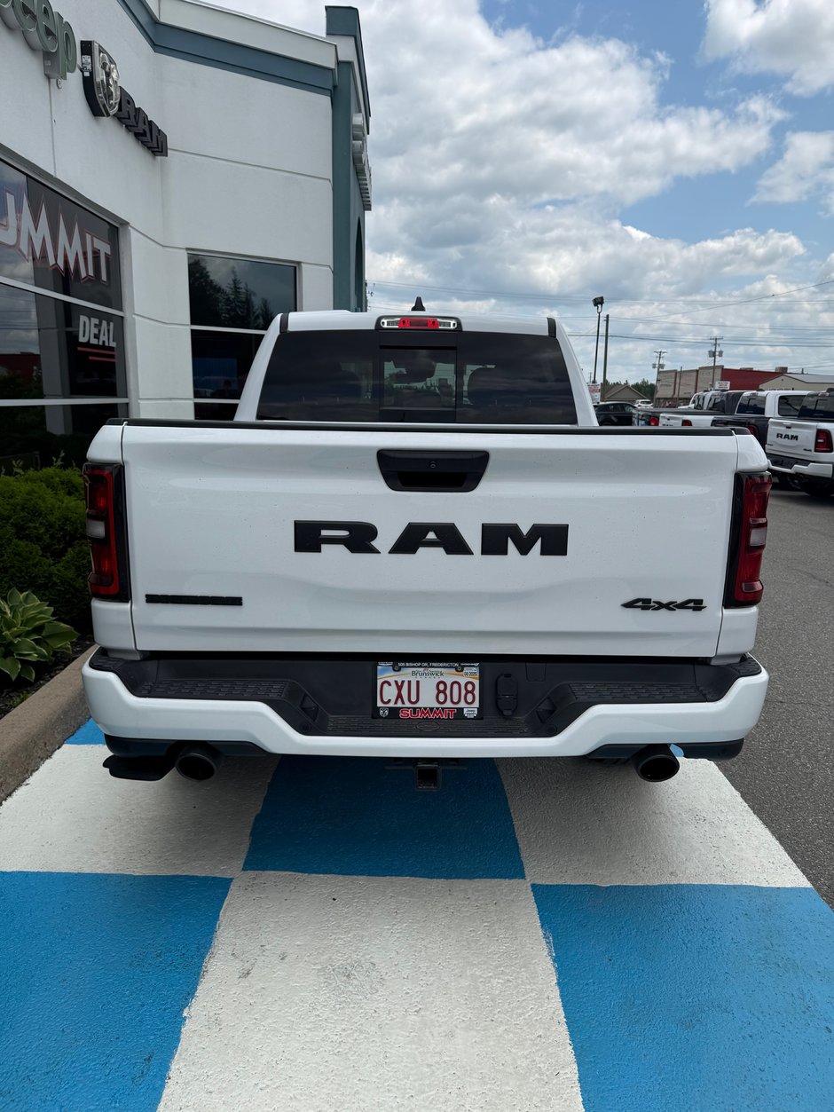 2025 Ram 1500 BIG HORN