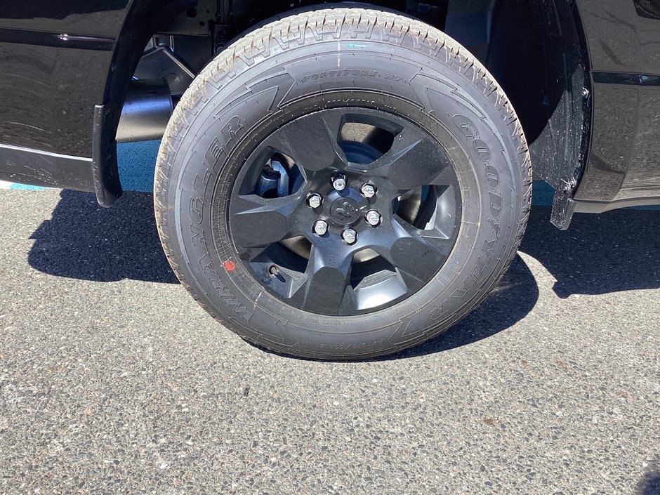 2025 Ram 1500 TRADESMAN