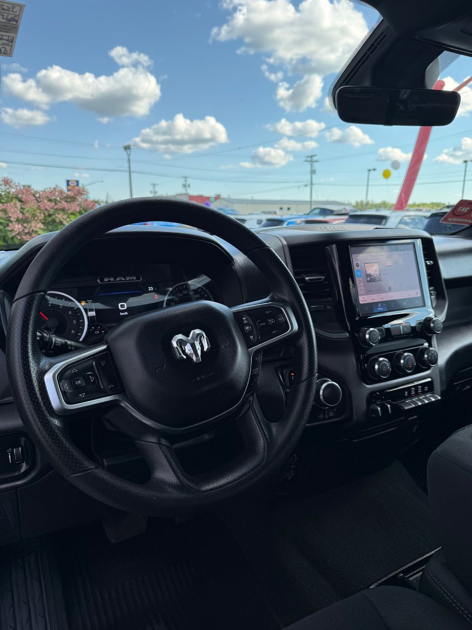 2025 Ram 1500 WARLOCK ONLY 4,000KM! ORIGINAL MSRP $73,705. SAVE $15,000!