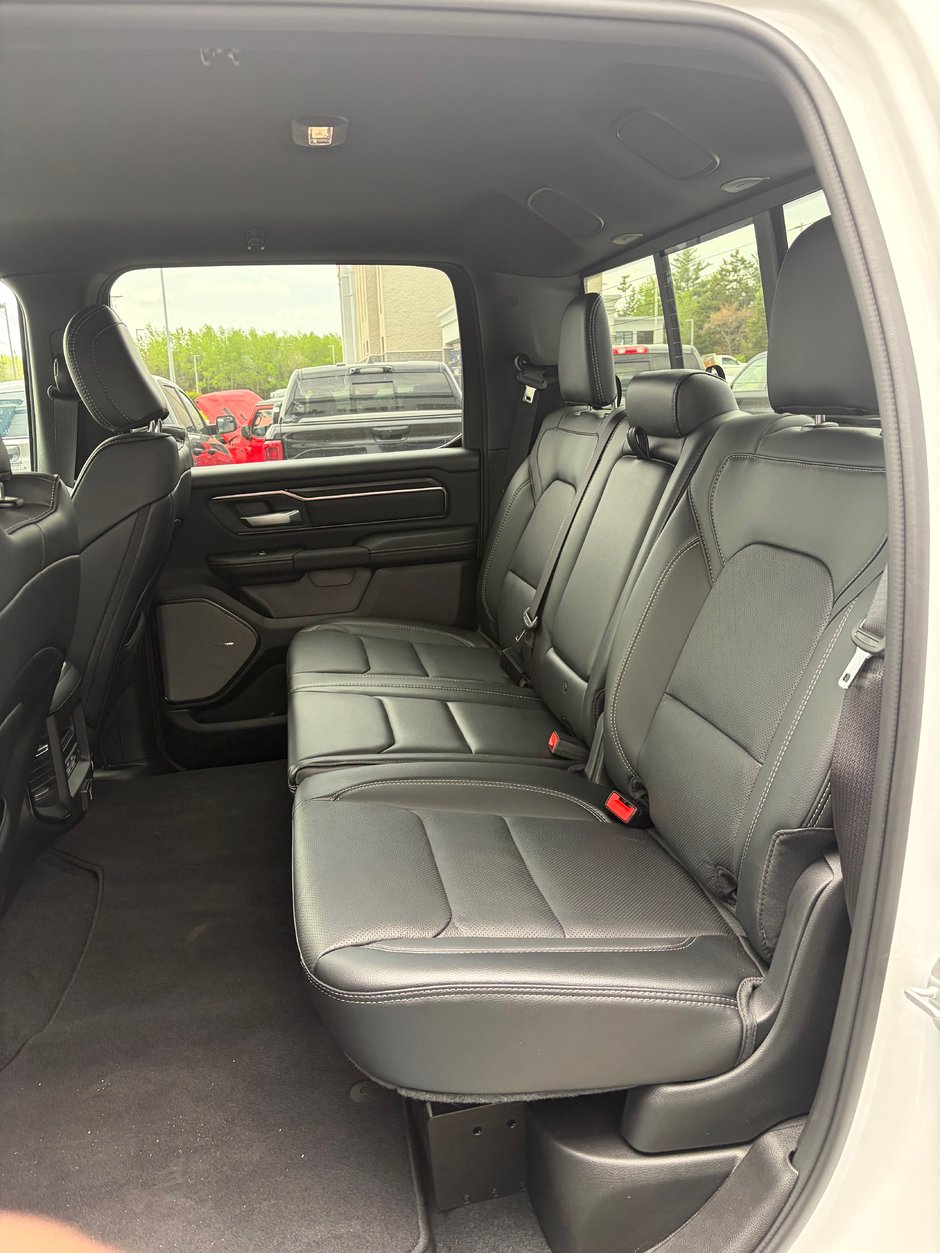 2026 Ram 1500 SPORT