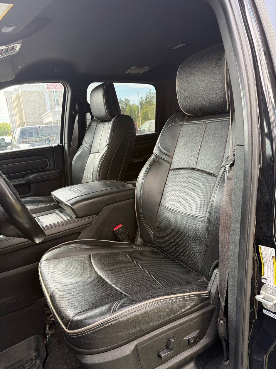 2022 Ram 2500 LIMITED 6.4L HEMI! Limited trim!