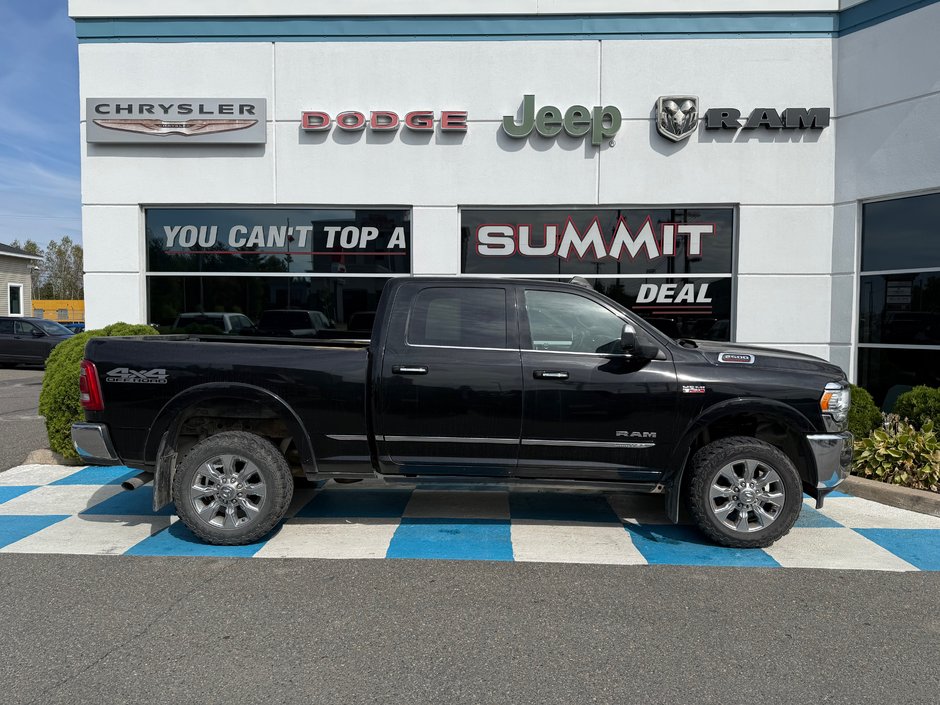 2022 Ram 2500 LIMITED 6.4L HEMI! Limited trim!