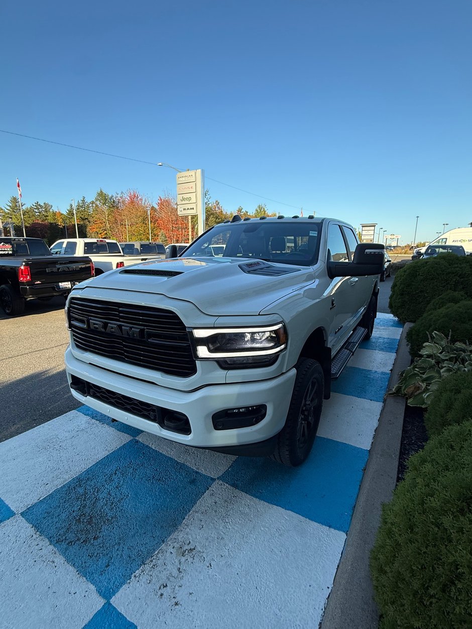 2024 Ram 2500 LARAMIE Fantastic shape! $109,000 NEW!