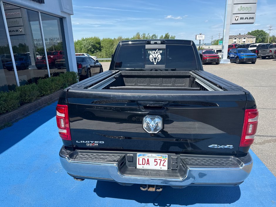 2024 Ram 2500 Limited mega cab Make a cab with Ram box upgraded audio 360 cameras advanced safety groups sunroof