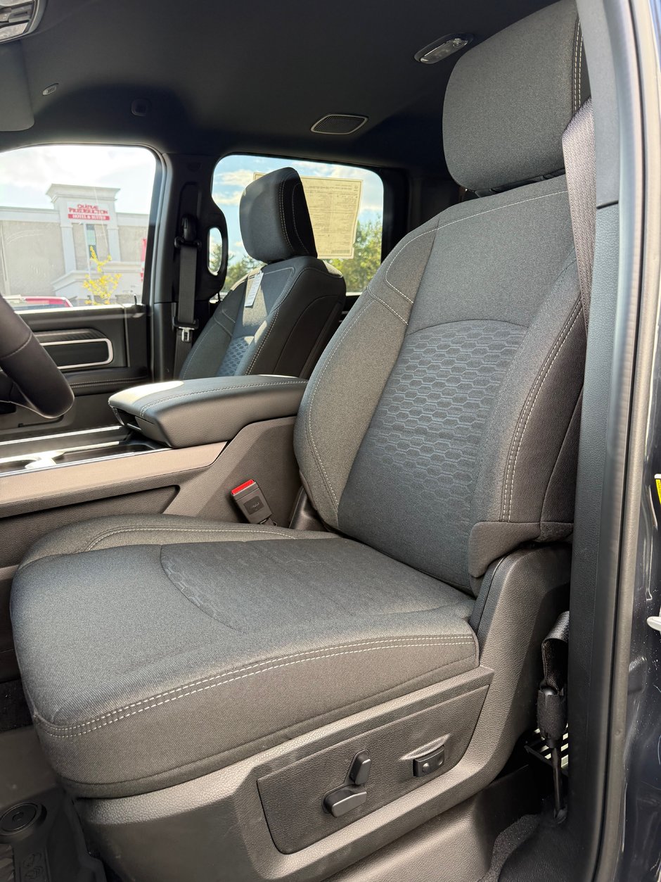 2026 Ram 2500 BIG HORN