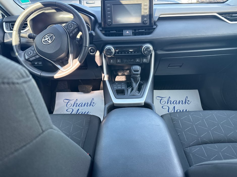 2021 Toyota RAV4 XLE With sun and sound group