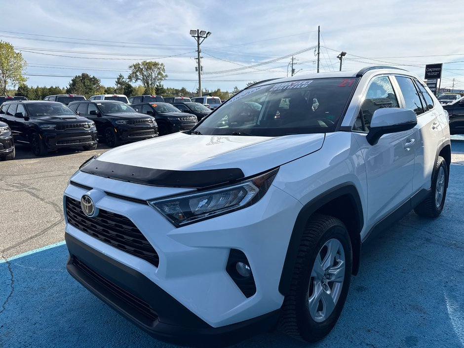 2021 Toyota RAV4 XLE With sun and sound group