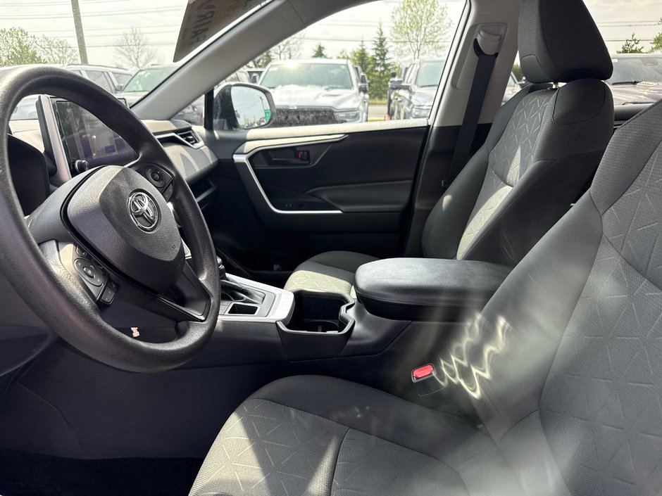 2023 Toyota RAV4 LE AWD