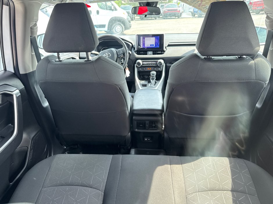 2023 Toyota RAV4 LE AWD