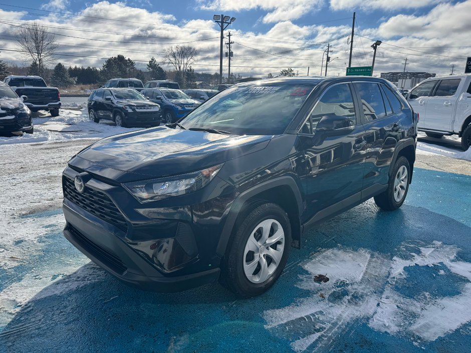 2025 Toyota RAV4 LE