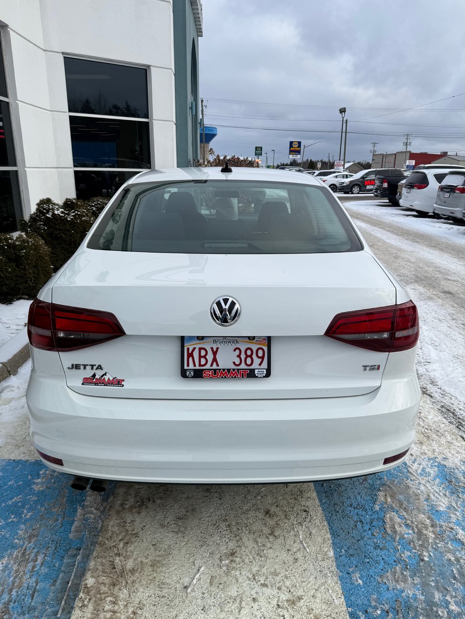 2016 Volkswagen Jetta Sedan TRENDLINE+