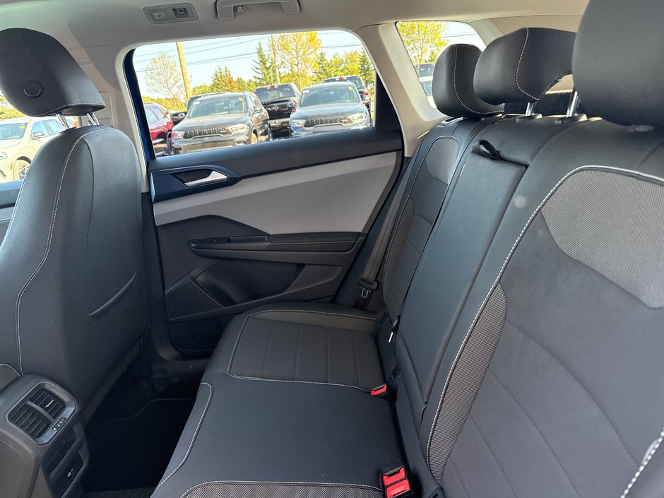 Volkswagen Taos Comfortline 2024