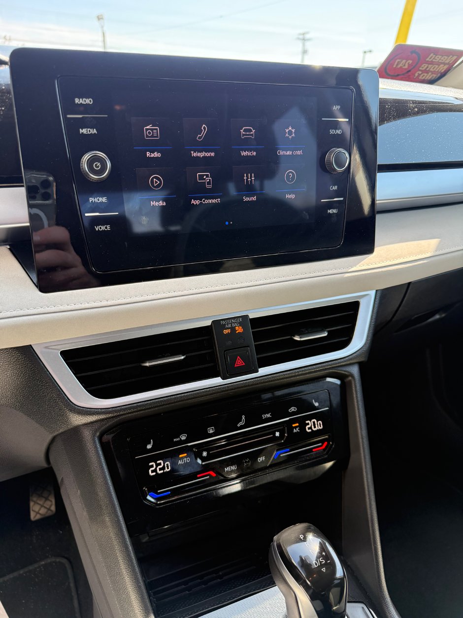 2025 Volkswagen TAOS COMFORTLINE