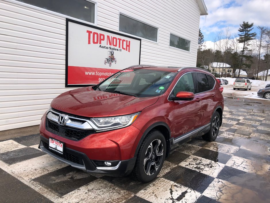 2017 Honda CR-V Touring - power memory seats, lane assist, t/c in COLDBROOK, Nova Scotia