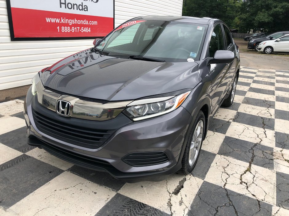 2020  HR-V LX, AC, Reverse camera, heated windshield in COLDBROOK, Nova Scotia - 1 - w320h240px