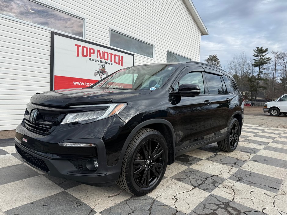 2020 Honda PILOT Black Edition, keyless entry, remote start. DVD in COLDBROOK, Nova Scotia - 1 - w320h240px