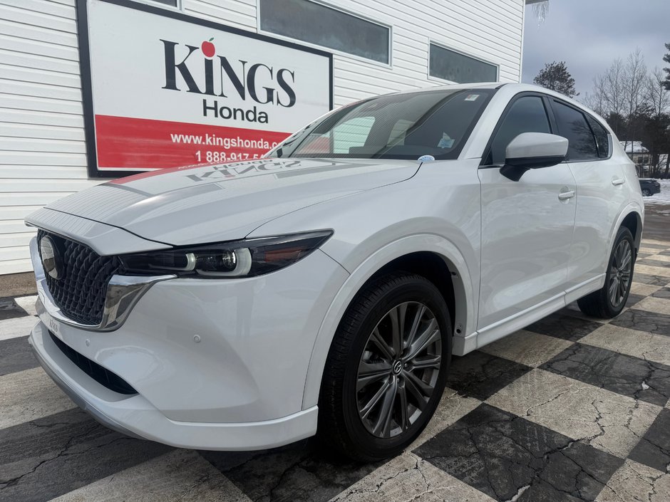 Mazda CX-5 Signature, keyless entry, backup camera, Bluetooth 2025 à Kentville, Nouvelle-Écosse