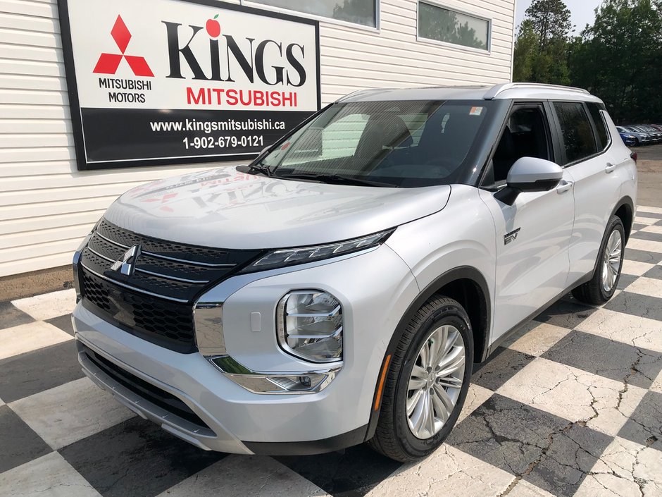2025 Mitsubishi OUTLANDER PHEV LE S-AWC in Kentville, Nova Scotia