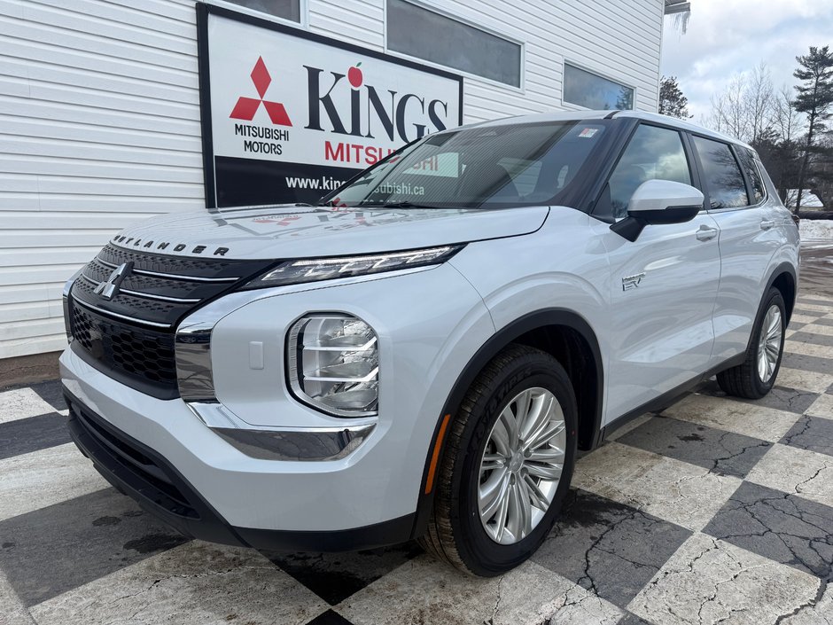 Mitsubishi Outlander Plug-In Hybrid ES 2025 à Kentville, Nouvelle-Écosse