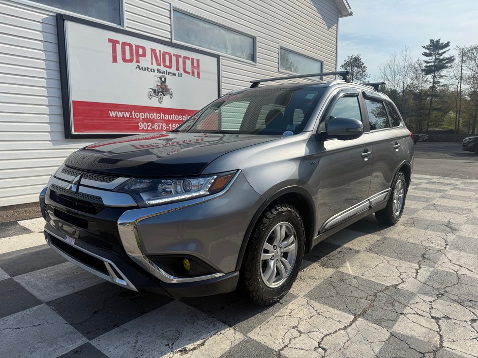 Mitsubishi OUTLANDER SE, keyless entry, backup camera, Bluetooth 2020 à Kentville, Nouvelle-Écosse