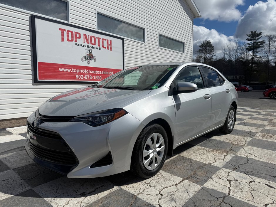 Toyota COROLLA CE, keyless entry, Cruise control, Bluetooth 2017 à Kentville, Nouvelle-Écosse