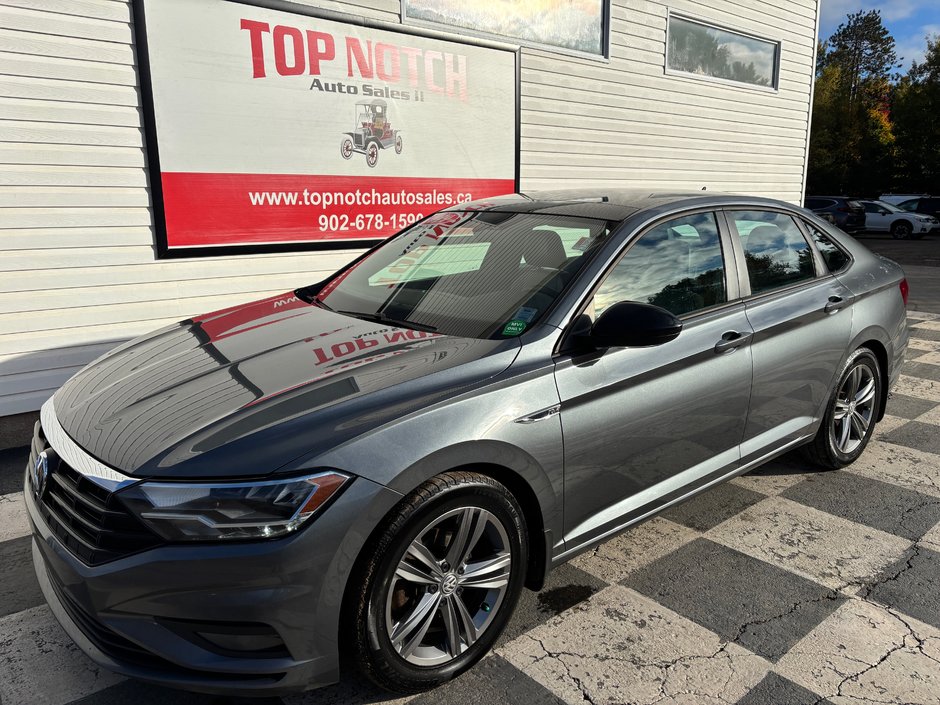 Jetta Highline - sunroof, heated seats, dual climate 2019 à COLDBROOK, Nouvelle-Écosse