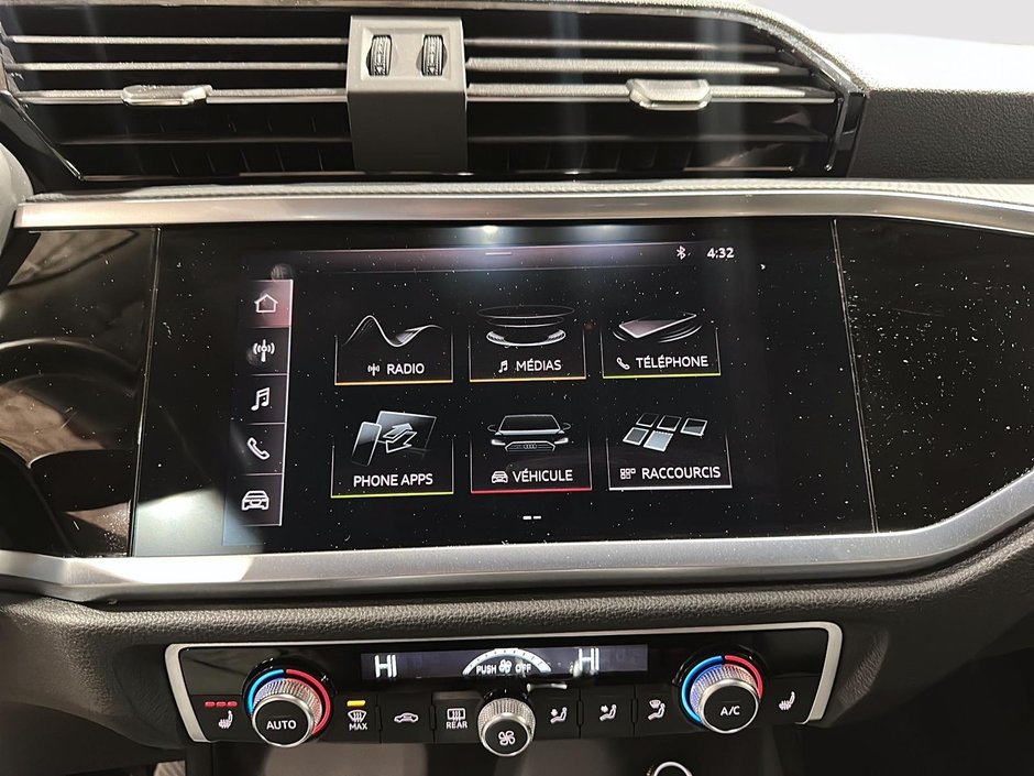 Audi Q3 Komfort 2020-17