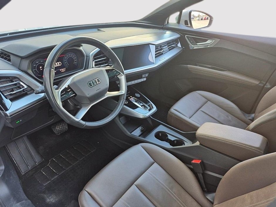 2024 Audi Q4 e-tron KOMFORT QUATTRO-9