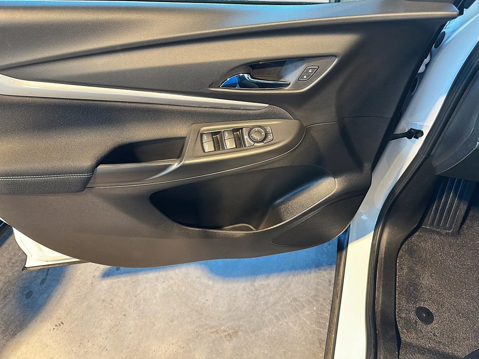 2023 Chevrolet Bolt EUV LT-10