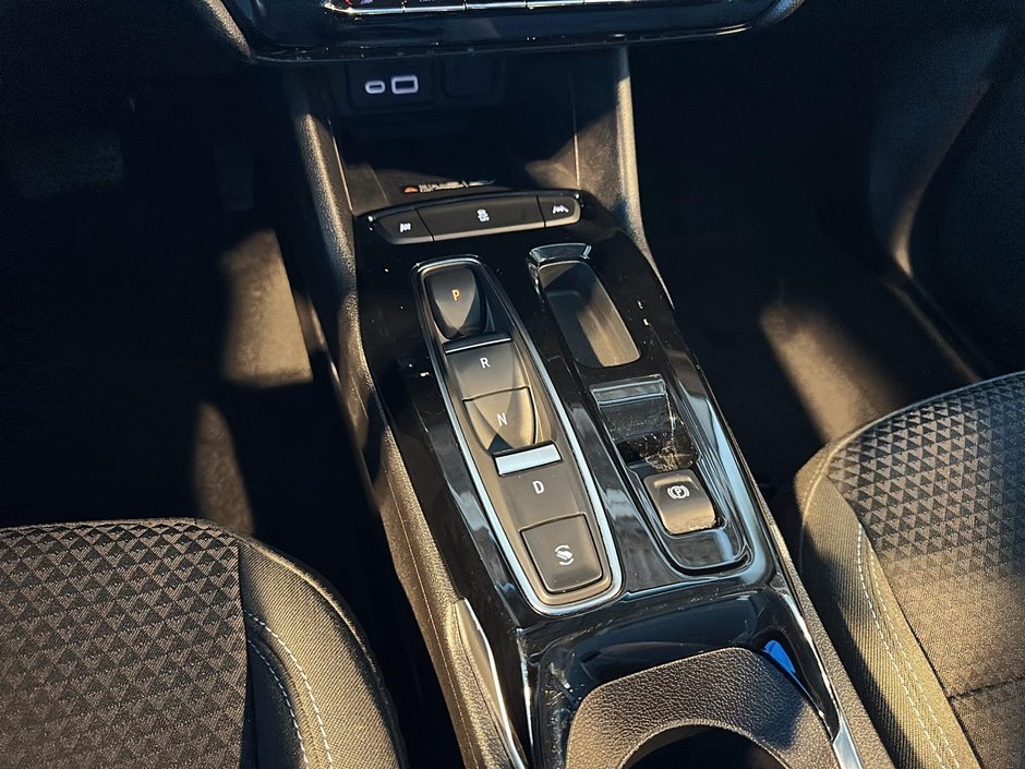 2023 Chevrolet Bolt EUV LT-14