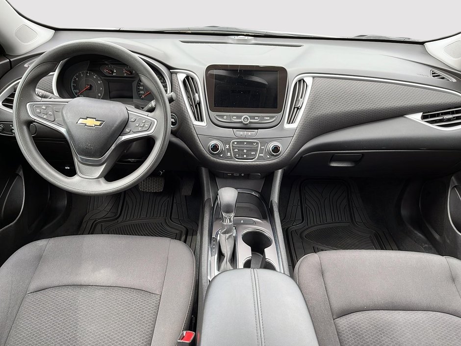Chevrolet Malibu LT 2022-9
