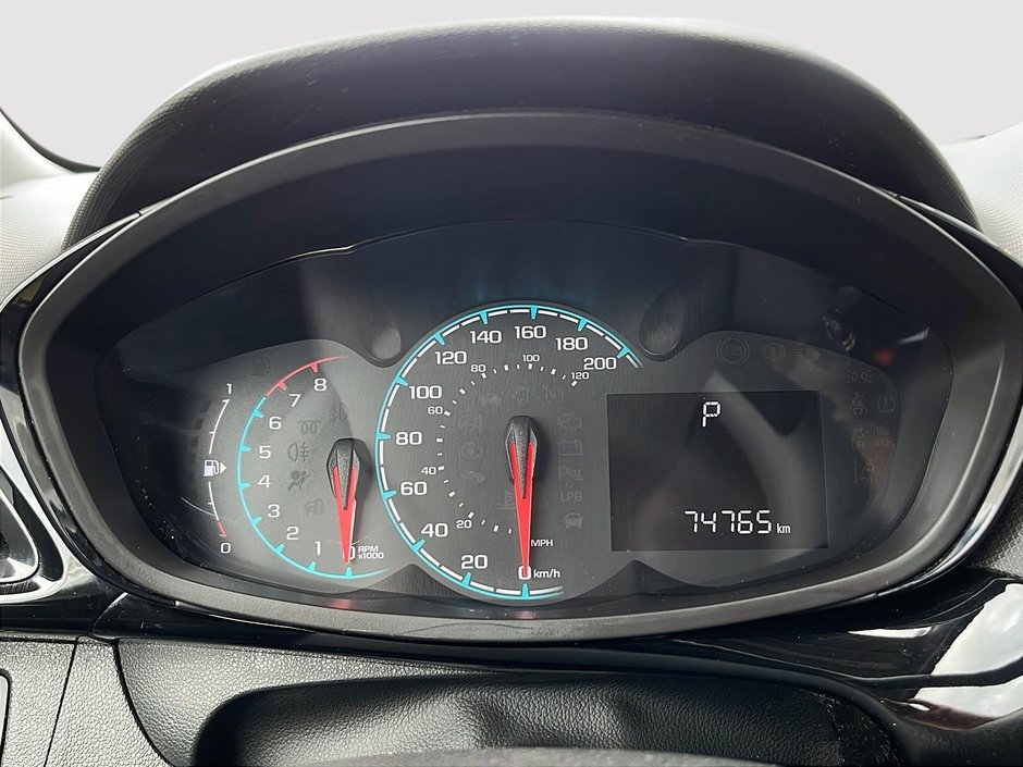Chevrolet Spark LT 2018-13