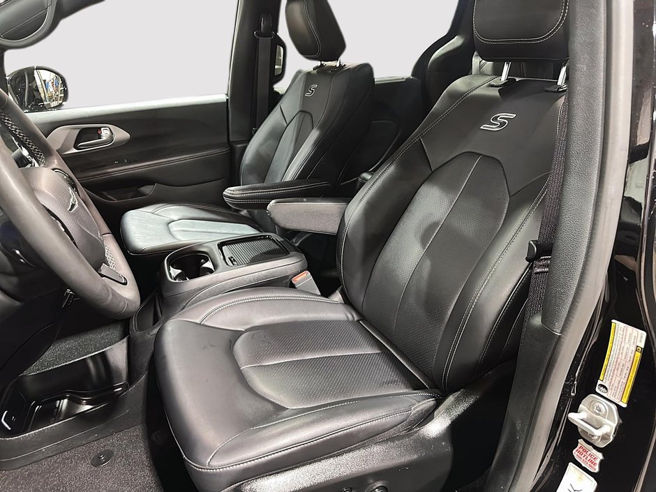 2024 Chrysler Pacifica Touring-L Apparence S-8