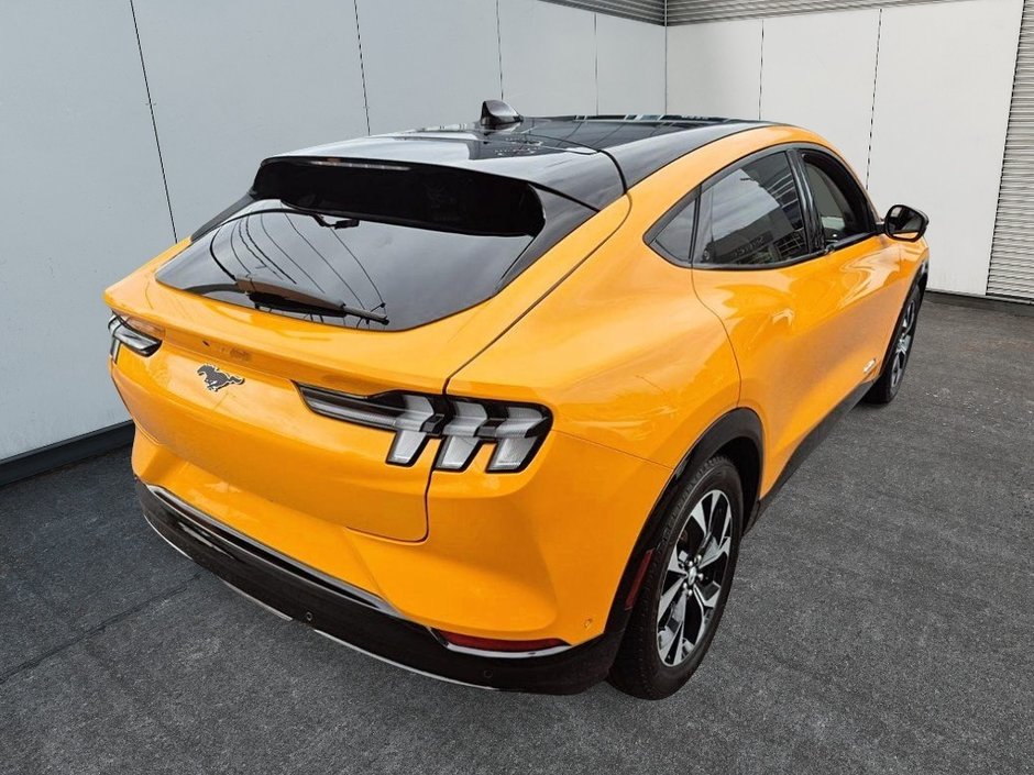 Ford Mustang Mach-E PREMIUM 2022-4