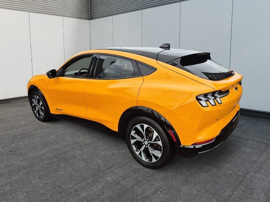 Ford Mustang Mach-E PREMIUM 2022-2